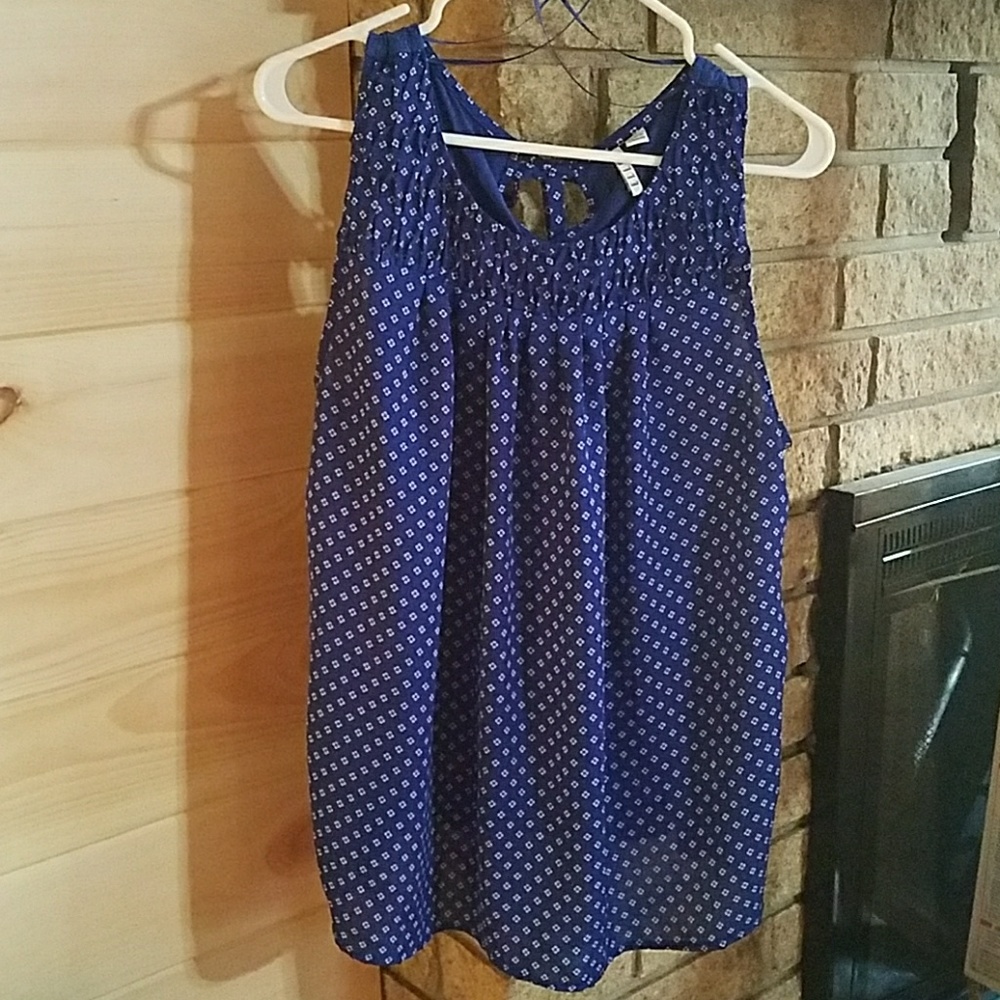 ELLE brand XL tank